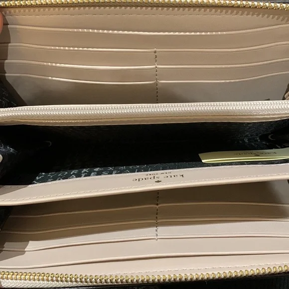 EUC Kate Spade cross body and matching wallet set - Picture 4 of 5